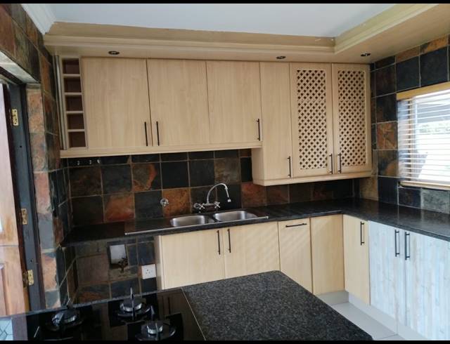 3 BEDROOM HOUSE FOR SALE IN GLEN MARAIS